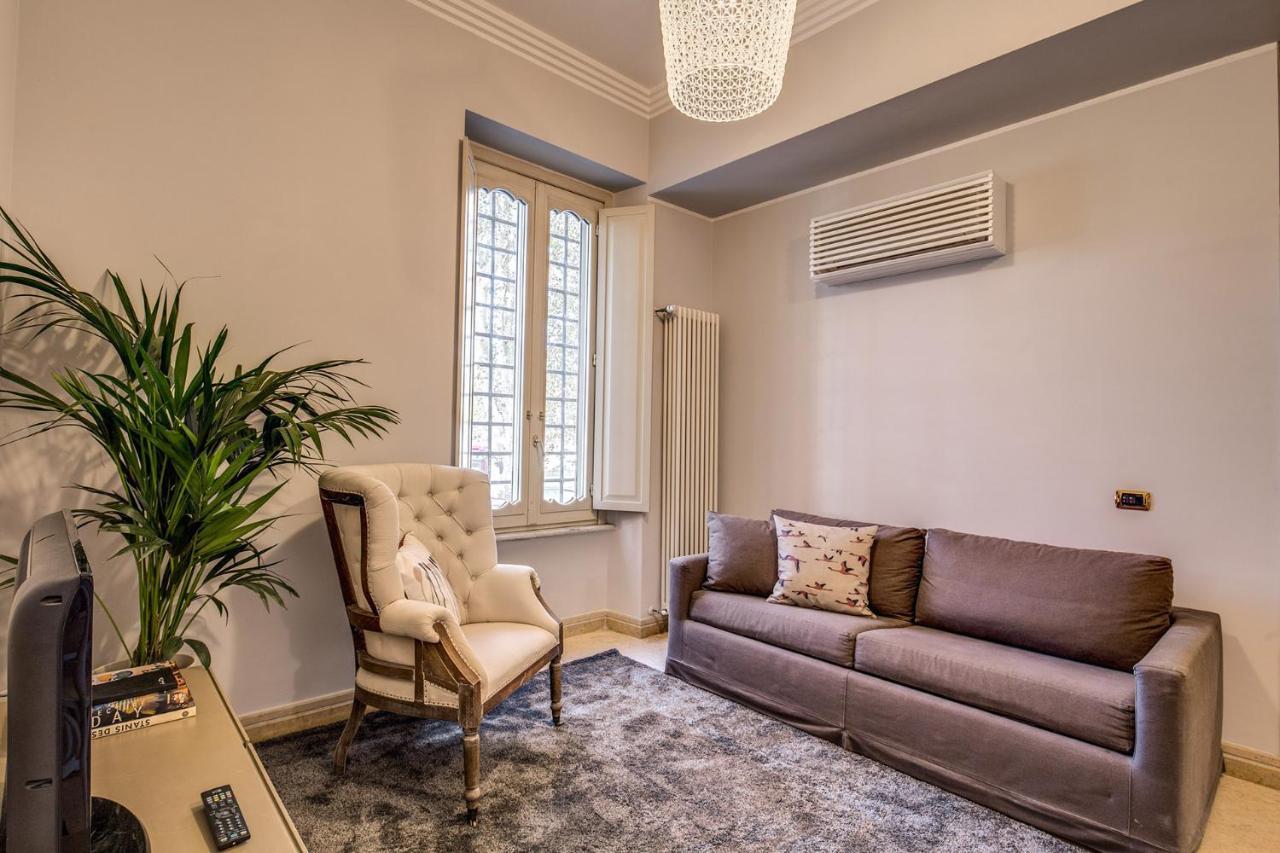 Lägenhet Palazzo Marescalchi Belli, Vicino Piazza Di Spagna Rom